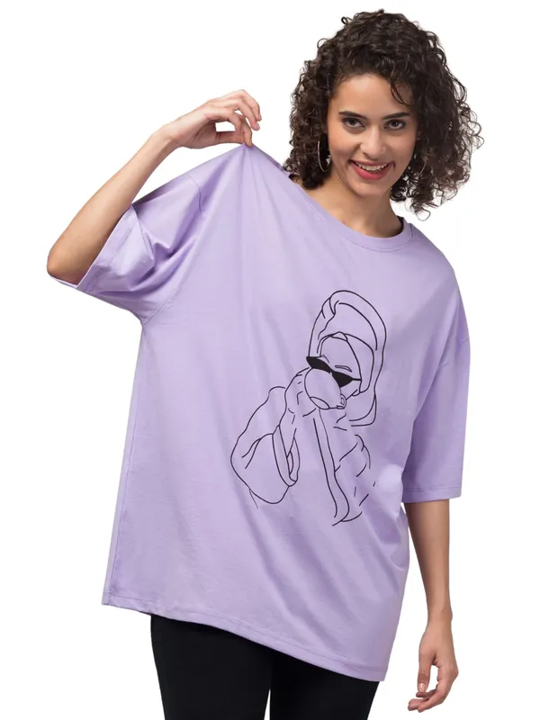Lavender_Cotton_Oversized_Abstract_Line_Art_Print_T-Shirt_For_Women