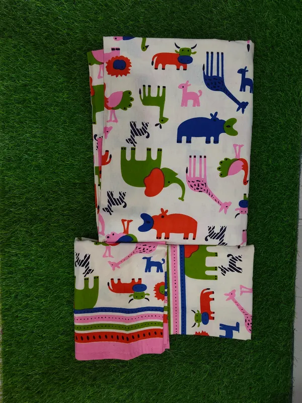 Cotton_Jaipuri_Animal_Print_White_and_Pink_King_size_Bedsheet_with_2_Pillow_Covers
