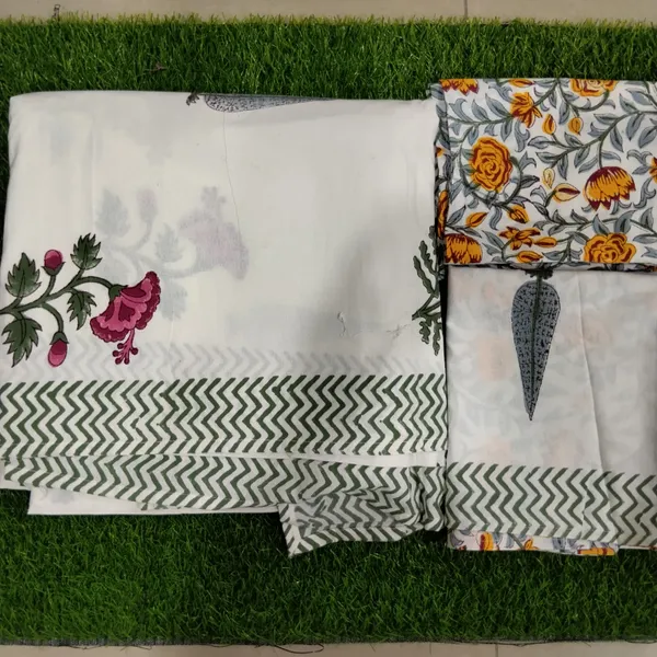 Cotton_Jaipuri_Hand_Print_White_and_Yellow_Jumbo_King_Size_Bedsheet_with_2_Pillow_Covers