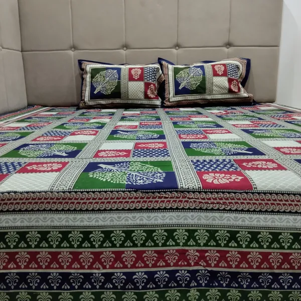 Cotton_Jaipuri_Print_Blue_and_Green_King_Size_Bedsheet_with_2_Pillow_Covers
