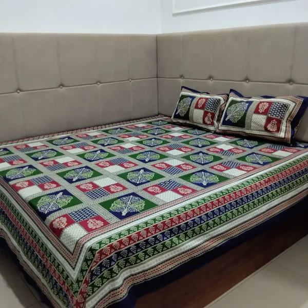 Cotton_Jaipuri_Print_Blue_and_Green_King_Size_Bedsheet_with_2_Pillow_Covers