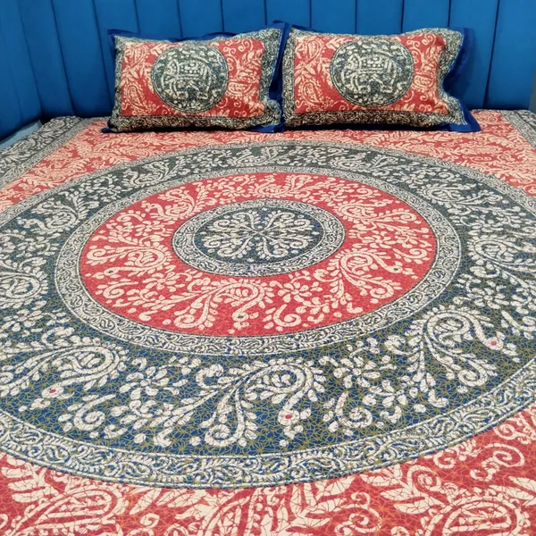 Cotton_Jaipuri_Print_Red_and_Blue_King_size_Bedsheet_with_2_Pillow_Covers