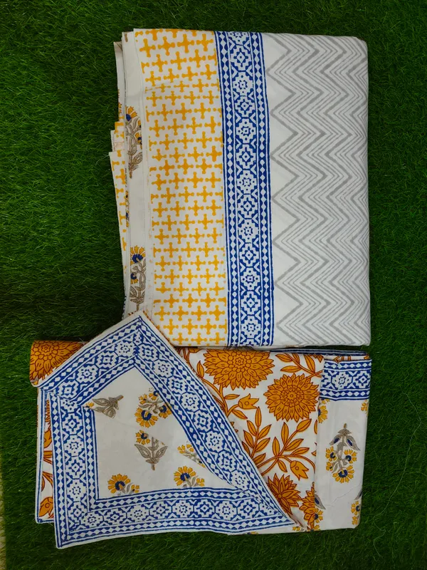 Cotton_Jaipuri_Print_White_and_Blue_King_size_Bedsheet_with_2_Pillow_Covers