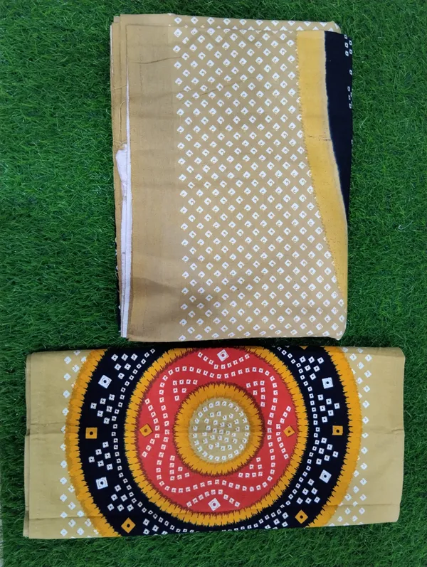 Cotton_Jaipuri_Print_Black_And_Beige_King_Size_Bedsheet_With_2_Pillow_Covers