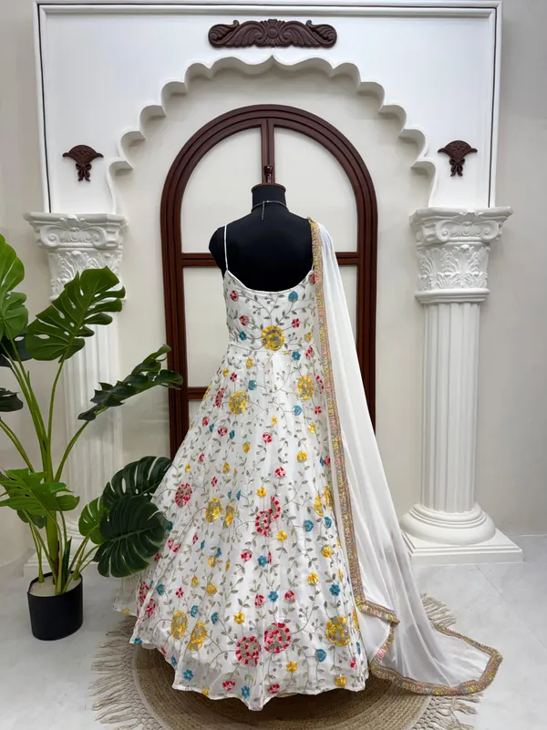 Premium_Floral_Embroidered_Anarkali_3-Piece_Set