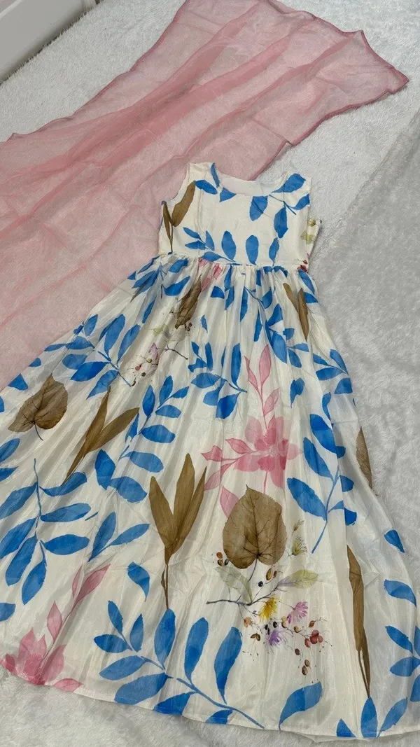Floral_Print_Anarkali_Dress_Set_With_Pink_Dupatta