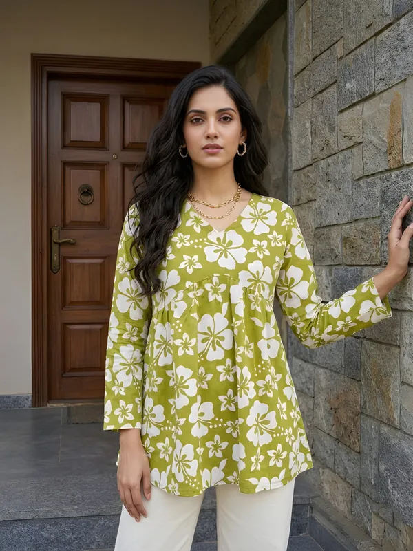 Woman_cotton_Fancy_flared_Short_kurti_&_tunic