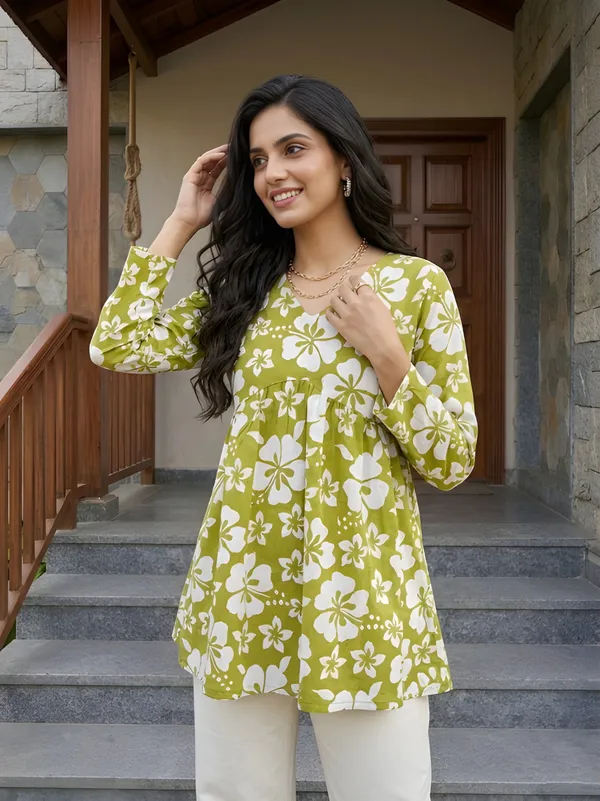 Woman_cotton_Fancy_flared_Short_kurti_&_tunic