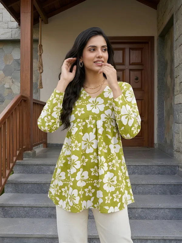 Woman_cotton_Fancy_flared_Short_kurti_&_tunic