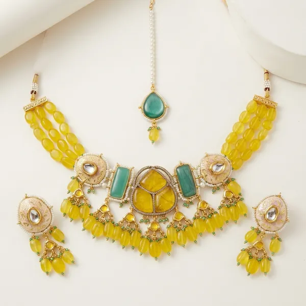 Yellow_And_Green_Kundan_Meenakari_Necklace_Set_With_Maang_Tikka
