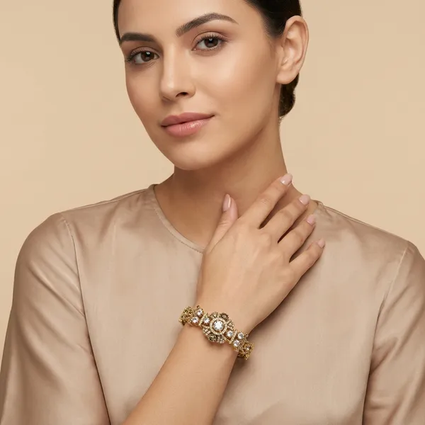 Gold_Plated_Crystal_Studded_Bangle
