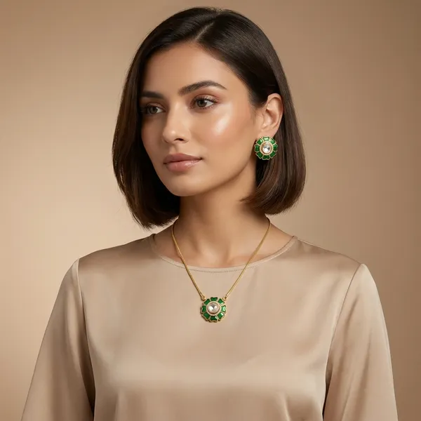 Green_Enamel_Brass_Floral_Pendant_Set_With_Earrings_For_Women