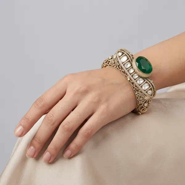 Antique_Silver_Plated_Green_Stone_Bangle_Set