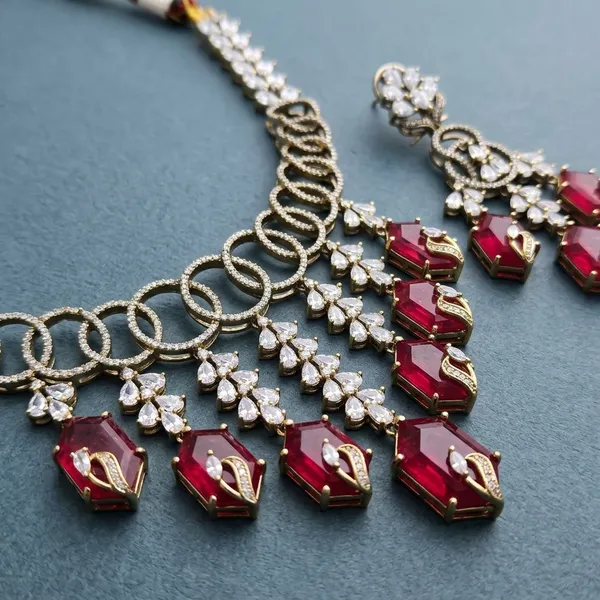 Red_Stone_Victorian_Crystal_Brass_Necklace_Set_For_Women