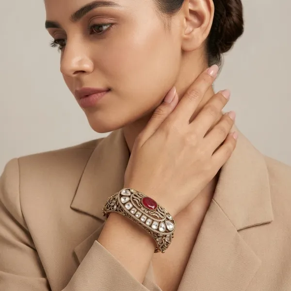 Antique_Gold_Kundan_Red_Stone_Bangle_For_Women