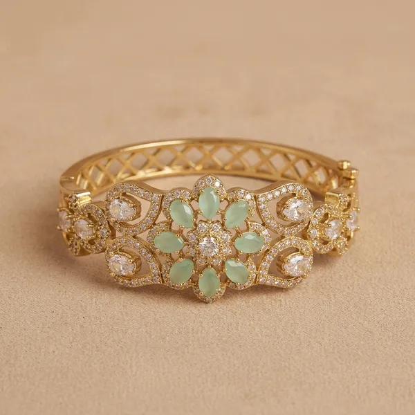 Antique_Gold_Tone_Crystal_Studded_Bangle_Bracelet