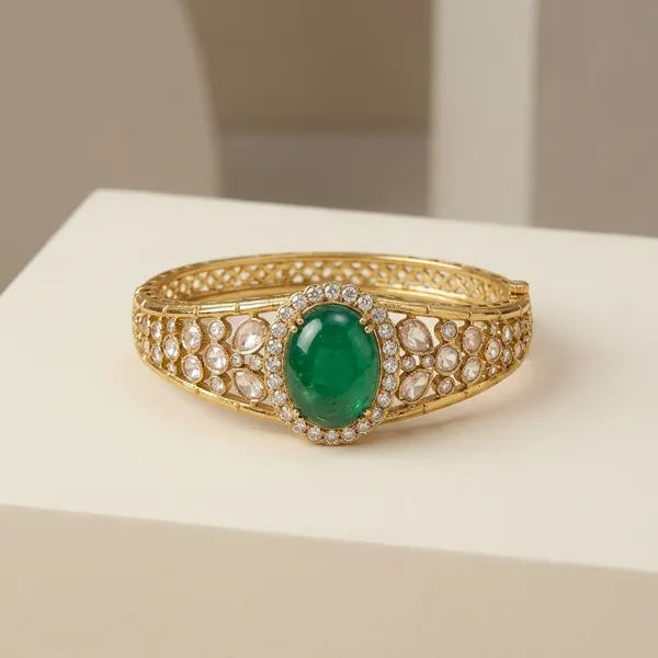 Gold_Plated_Green_Stone_Vintage_Bangle_With_Crystals