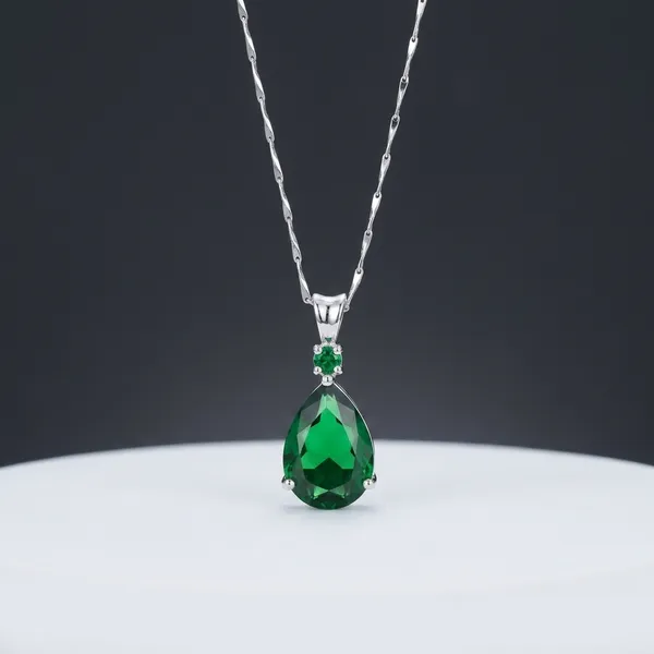 Elegant_Emerald_Green_Teardrop_Pendant_Necklace_With_Matching_Ring_Pack_Of_2