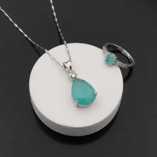 Elegant_Green_Teardrop_Stone_Pendant_Necklace_With_Matching_Ring_Set_Pack_Of_2