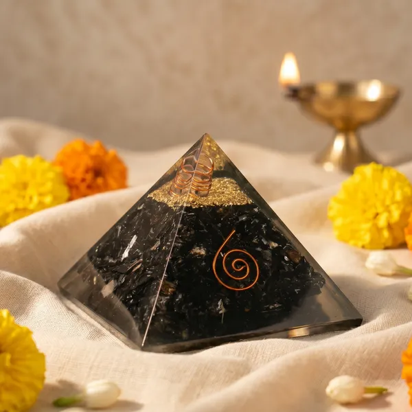 Exquisite_Black_Obsidian_Pyramid_|_Healing_&_Clarity