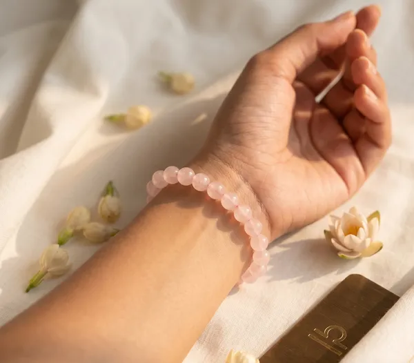 Powerful_Rose_Quartz_Bracelet_Women_6Mm_Beads_|_Healing_&_Clarity