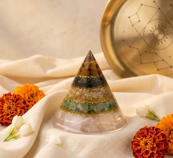 Timeless_Conical_Dhan_Yog_Pyramid_With_Selenite_Base_Maha_Lakshmi_Siddhi_|_Wealth_&_Success
