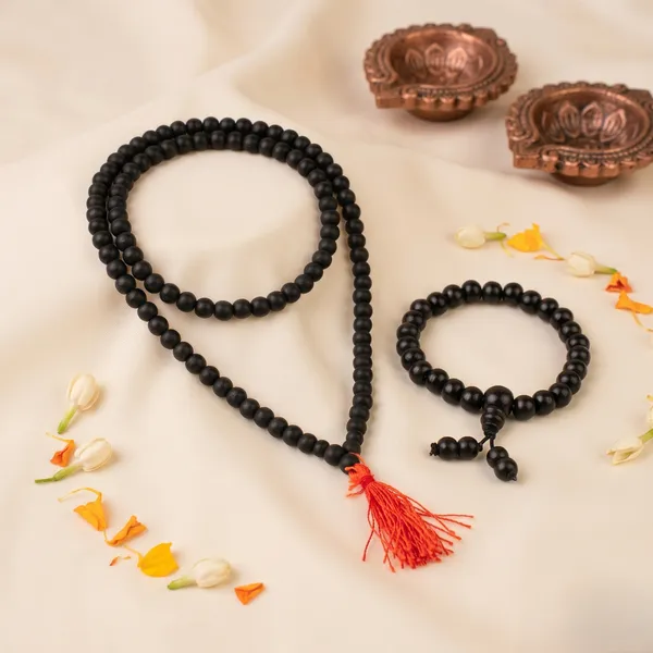 Divine_Karungali_Family_Protection_Combo_Kids_Karungali_Mala_6Mm_And_8Mm_Karungali_Bracelet_Maha_Lakshmi_Siddhi_|_Balance_&_Protection_(Pack_Of_2_)