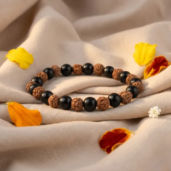 Divine_Divya_Rudraksha_Karungali_Bracelet_8Mm_|_Balance_&_Protection