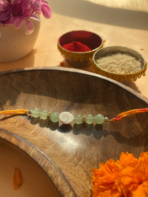 green_aventurine_prosperty_rakhi_