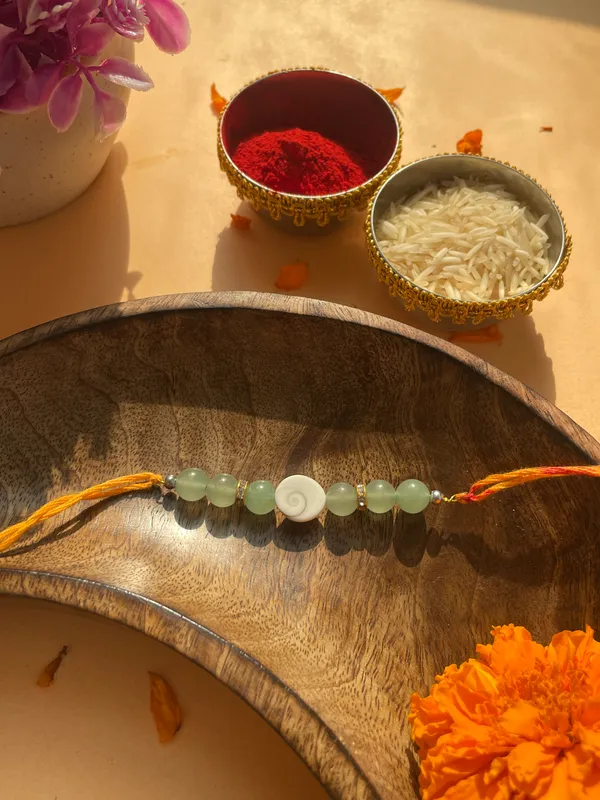 green_aventurine_prosperty_rakhi_