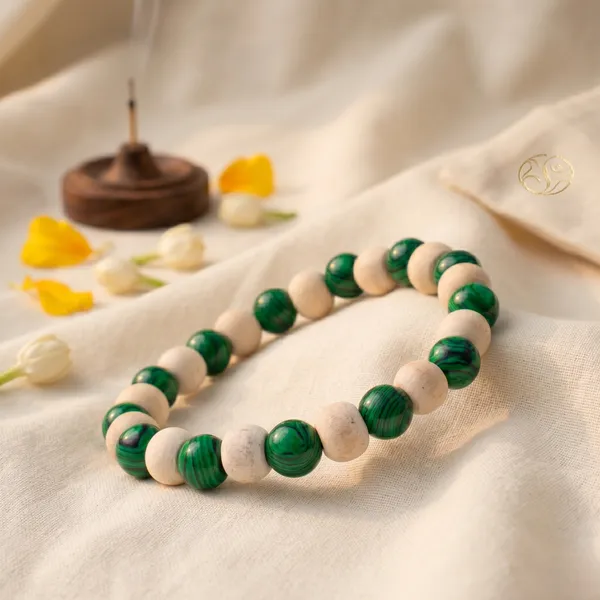 Handcrafted_Malachite_With_Tulsi_Bracelet_|_Balance_&_Protection