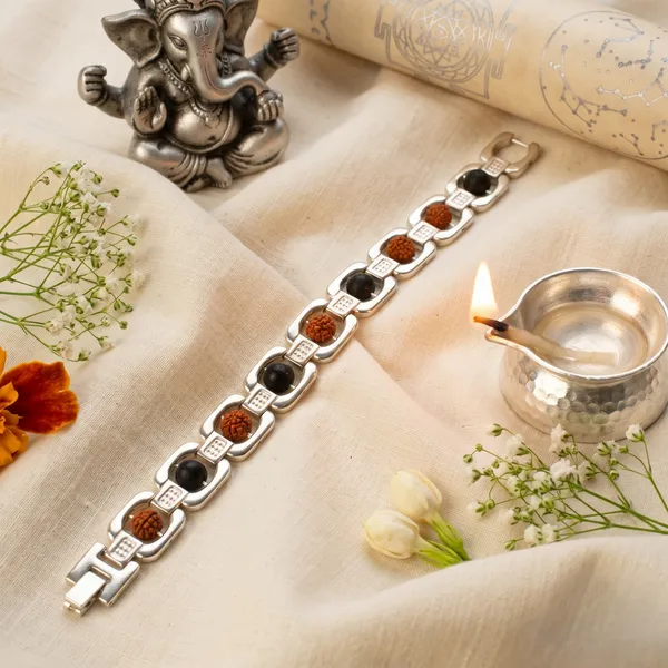 Handcrafted_Metal_Rudraksha_And_Karungali_Bracelet_Silver_|_Balance_&_Protection
