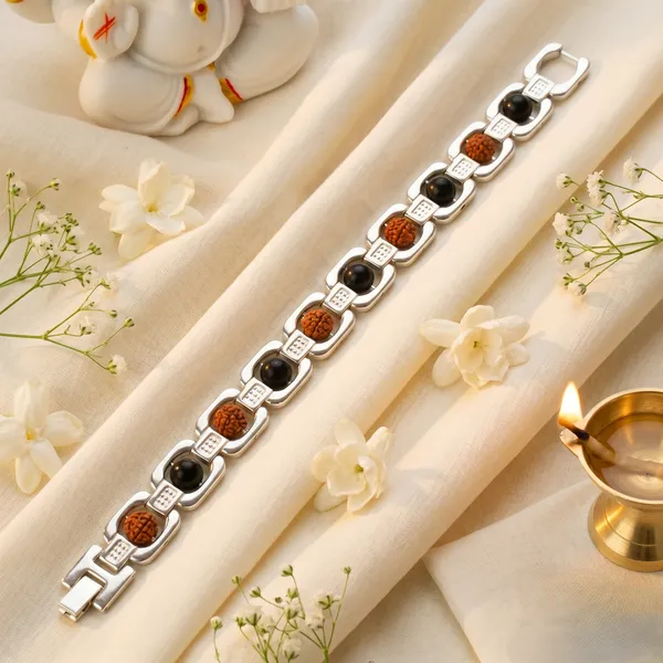 Handcrafted_Metal_Rudraksha_And_Karungali_Bracelet_Silver_|_Balance_&_Protection