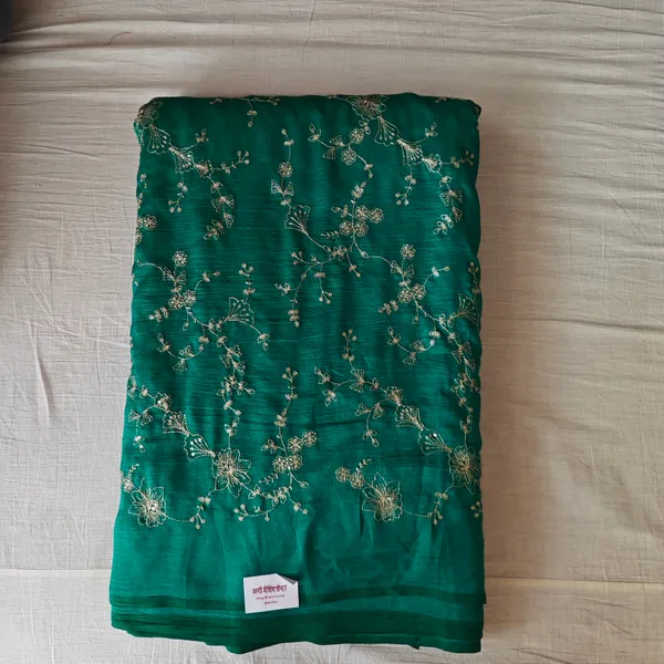 Green_Silk_With_Zari_Work_Unstitched_Material_For_Women