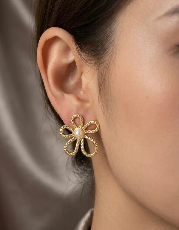 Pearl_Flower_Stud_Earrings