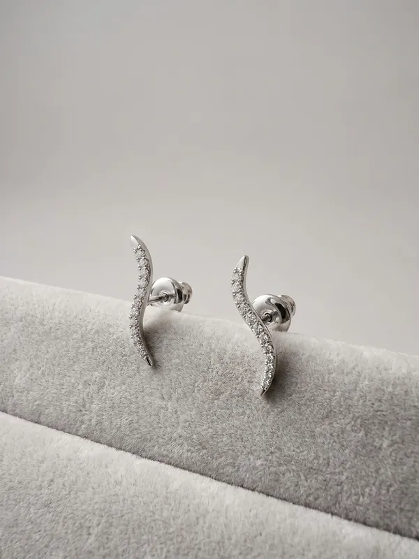 Silver_Wave_Crystal_Stud_Earrings