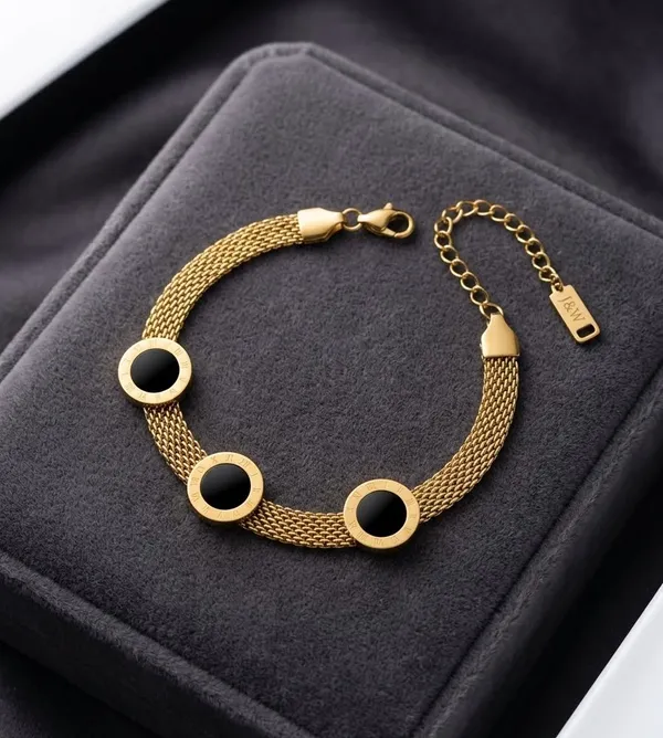 Royal_Noir_Gold_Bracelet