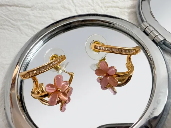 Gold_Pink_Petal_Floral_Charm_Crystal_Earring