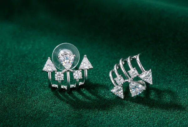 Queens_Charm_Statement_Stud_Earrings