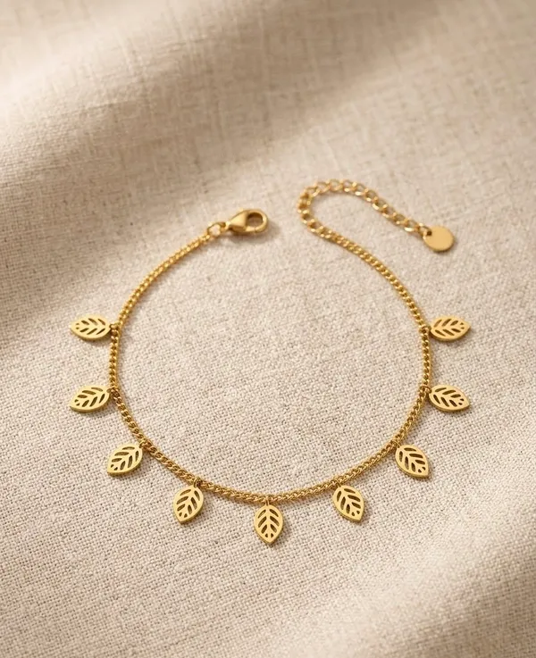 Leaf_Whisper_Charm_Bracelet