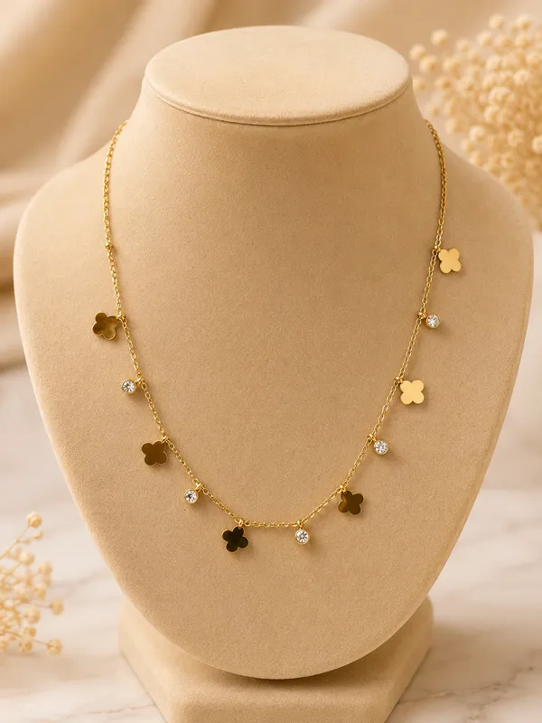 Golden_Clover_Spark_Neclace