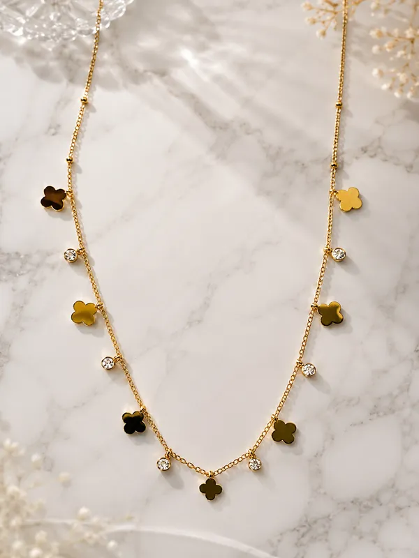 Golden_Clover_Spark_Neclace