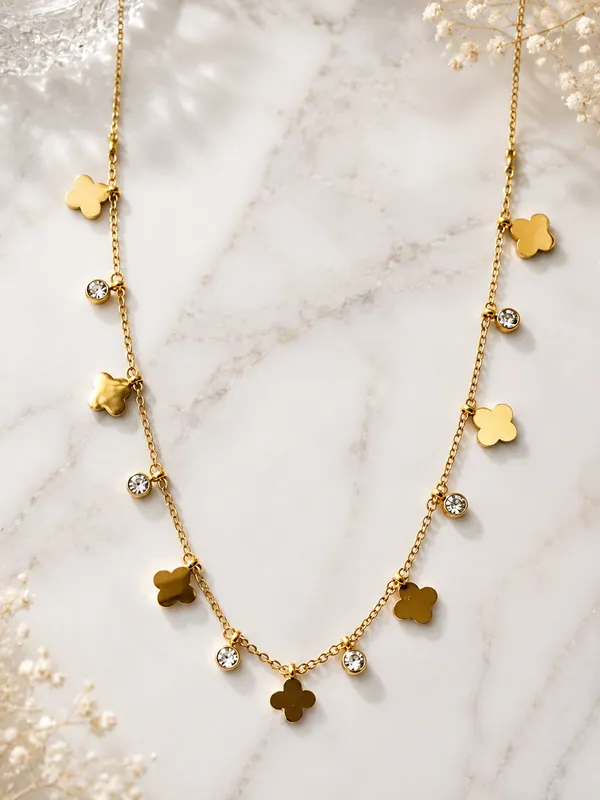 Golden_Clover_Spark_Neclace