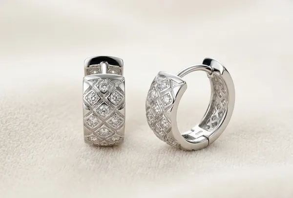 Opulent_Crystal_Hoop_Earrings