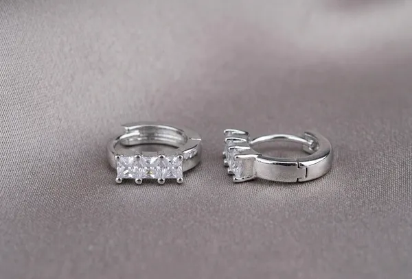 Earrings_Silver_Princess_Cut_Huggie_Hoops