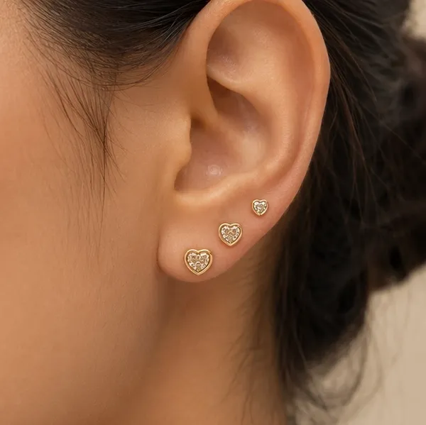 Gold_Heart_Crystal_Stud_Set