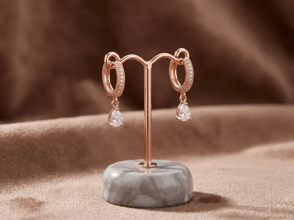 Rose_Gold_Teardrop_Dangle_Hoop_Earrings