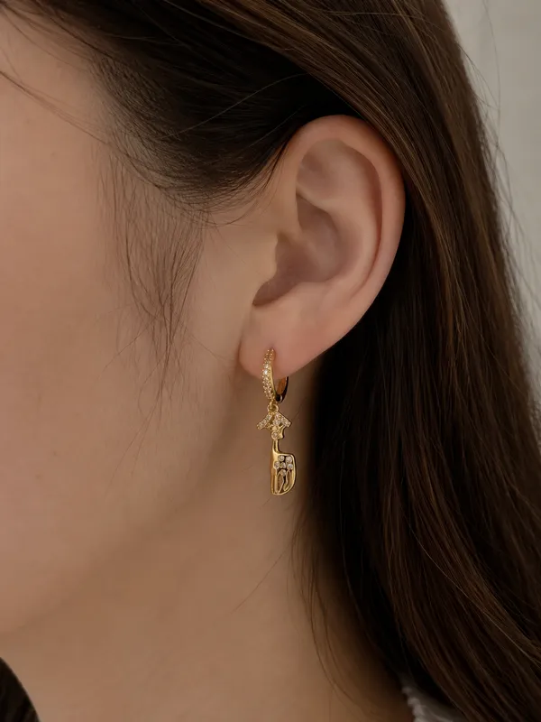 Gold_Deer_Charm_Hoop_Earrings