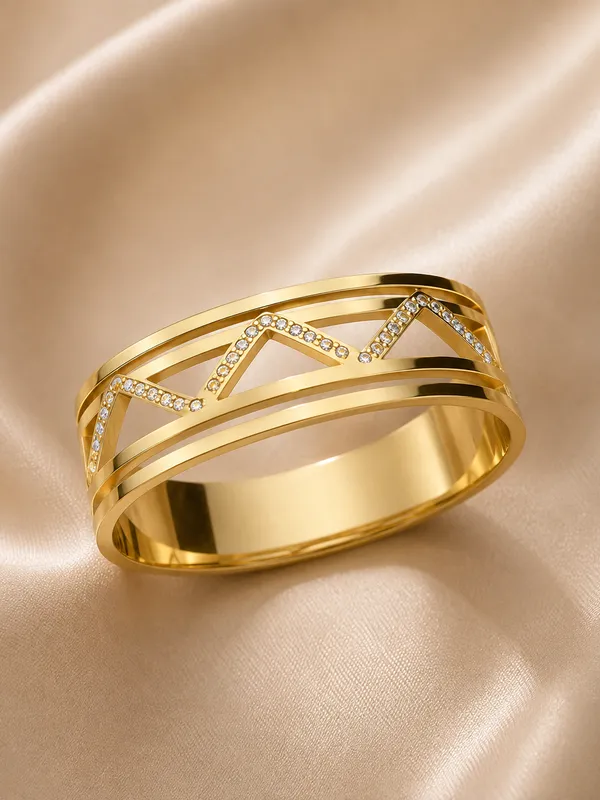 Luxe_Geometric_Cuff_Bracelet