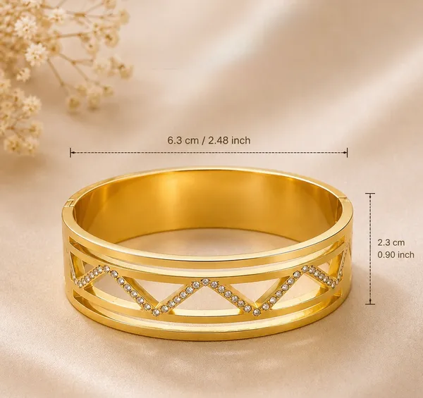 Luxe_Geometric_Cuff_Bracelet